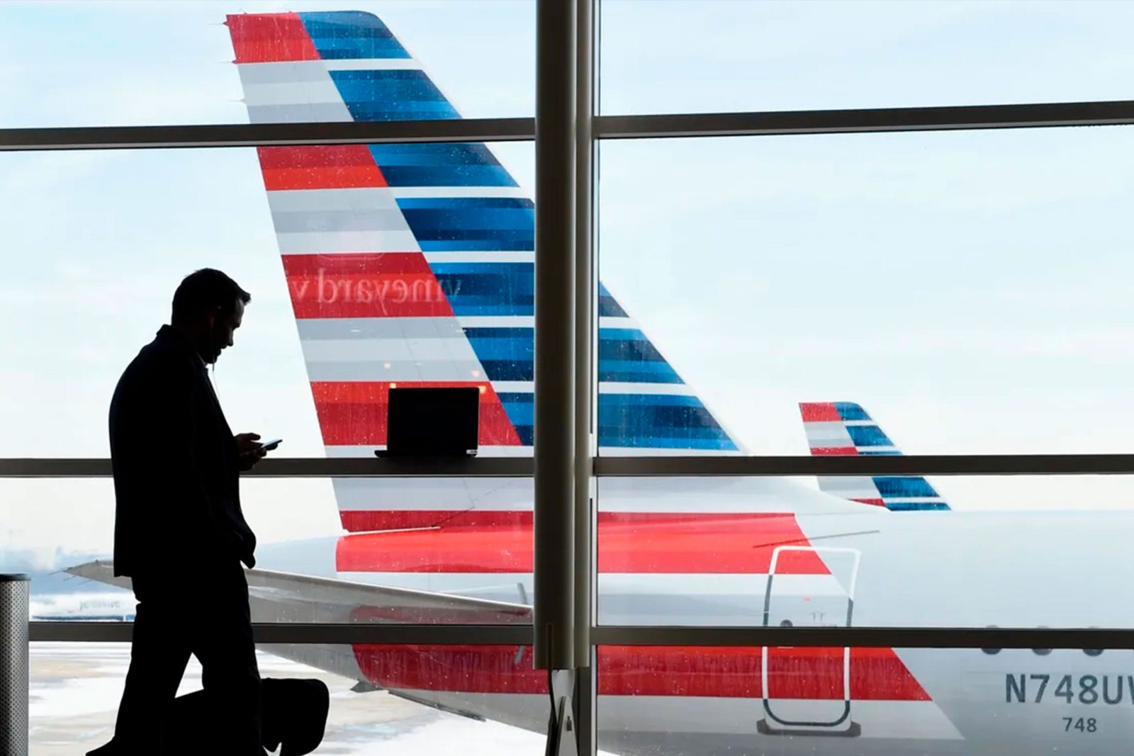 Do airline investors anticipate a rough ride?